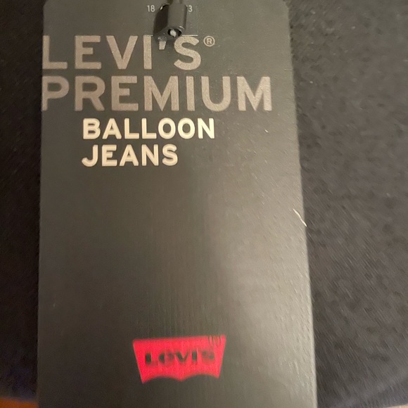 Levi’s Balloon Leg women’s - Picture 4 of 7